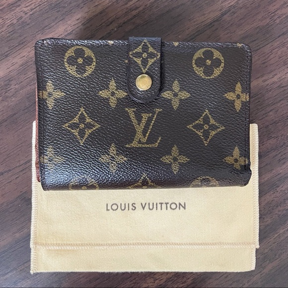 Louis Vuitton Handbags - SALE🔥Louis Vuitton Monogram Kisslock Wallet